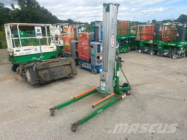 Genie SLC24 Pacēlāji, vinčas un materiālu lifti