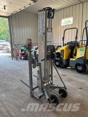 Genie SLC24 Pacēlāji, vinčas un materiālu lifti