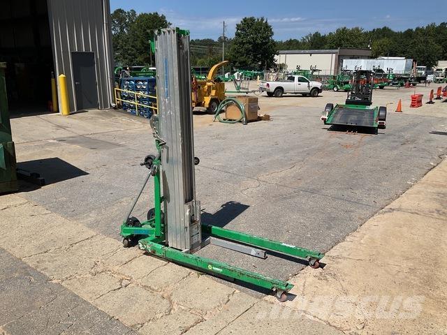 Genie SLC24 Pacēlāji, vinčas un materiālu lifti