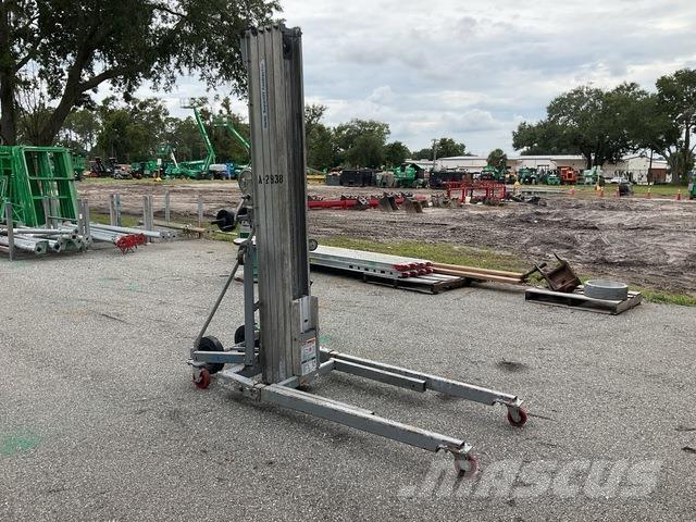 Genie SLC24 Pacēlāji, vinčas un materiālu lifti