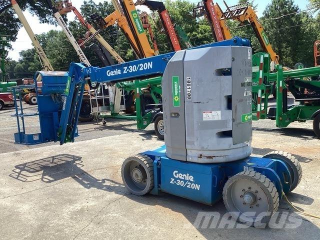 Genie Z-30/20N Strēles pacēlāji