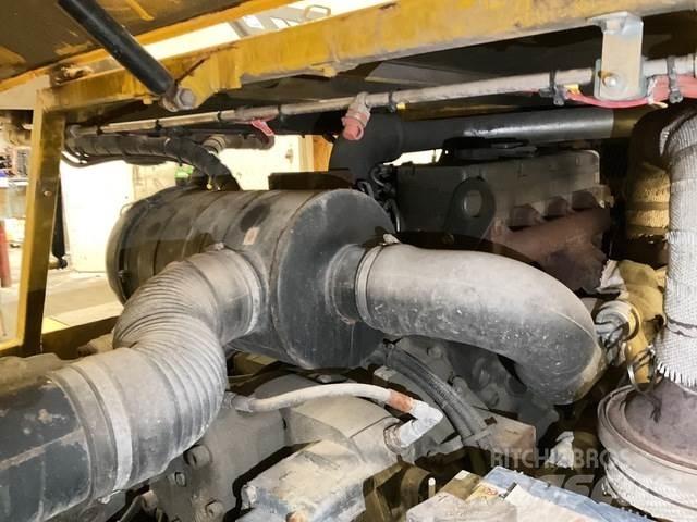  Giamec 211 Pacēlāji uz automašīnas bāzes