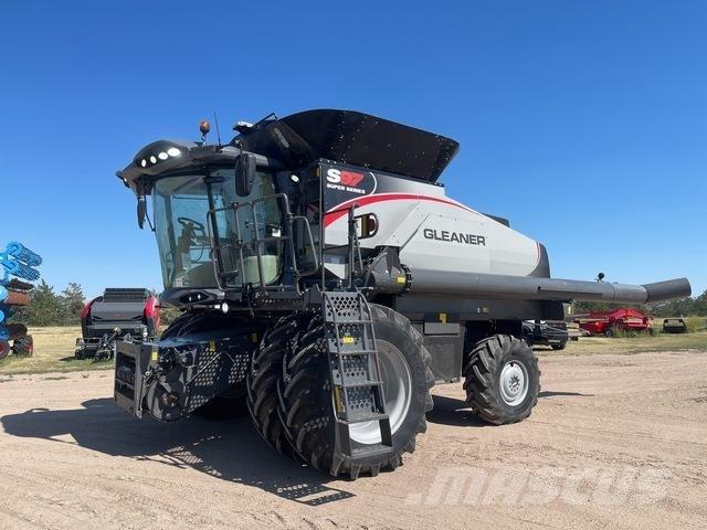 Gleaner S97 Ražas novākšanas kombaini