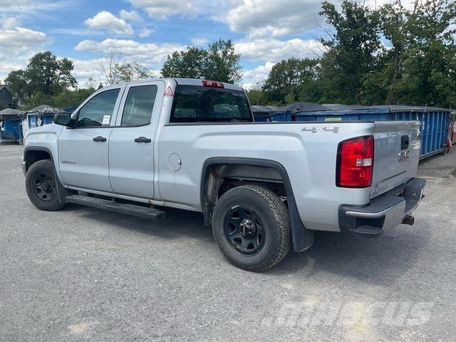 GMC 1500 Vieglais kravas automobilis/izkraušana no sāniem