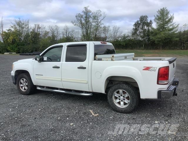 GMC 1500 Vieglais kravas automobilis/izkraušana no sāniem