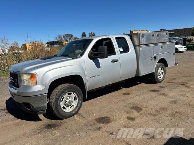 GMC 2500 HD Vieglais kravas automobilis/izkraušana no sāniem
