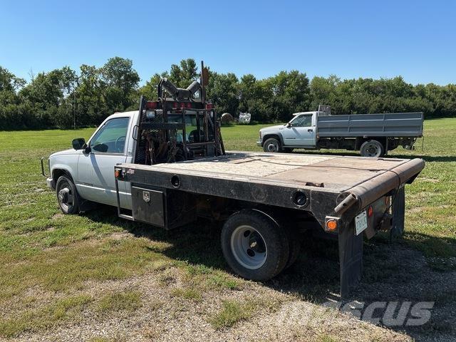 GMC 3500 Platformas/izkraušana no sāniem