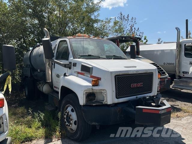 GMC 7500 Betonvedēji