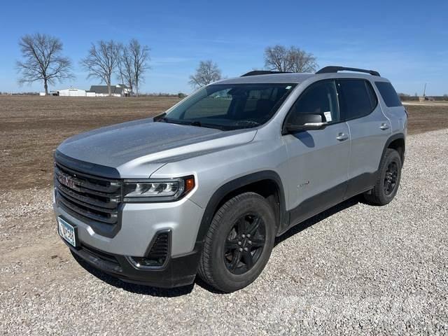 GMC Acadia Automašīnas