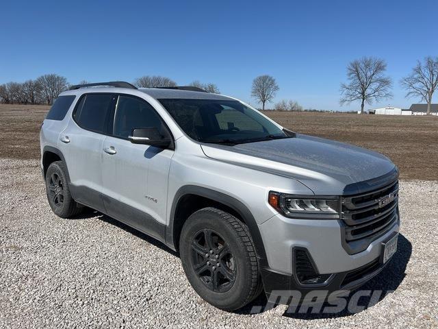 GMC Acadia Automašīnas