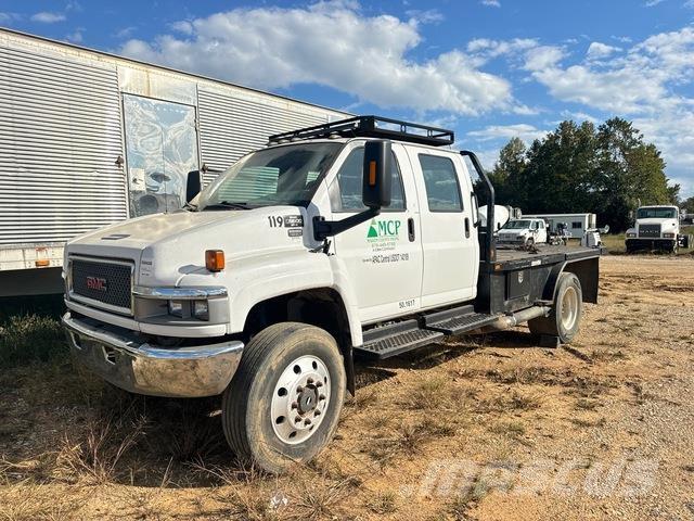 GMC C5500 Platformas/izkraušana no sāniem