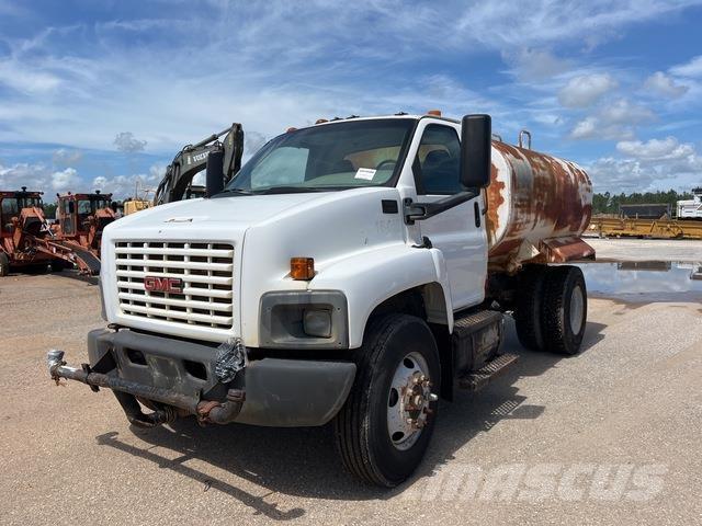 GMC C7500 Ūdens mašīnas