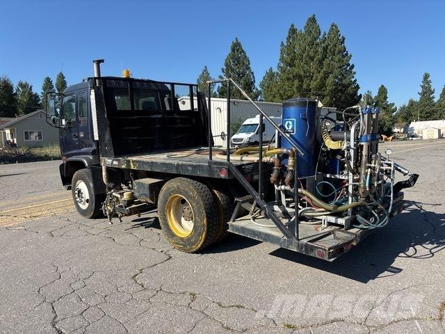 GMC T7500 Pilsētas atkritumvedēji