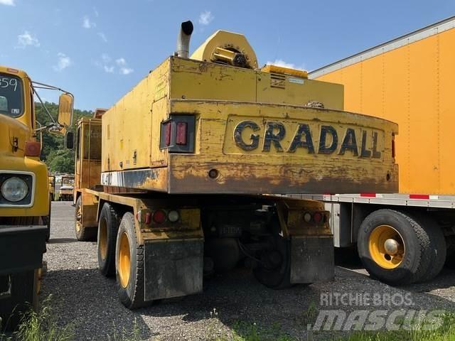 Gradall 4100 Ekskavatori uz riteņiem