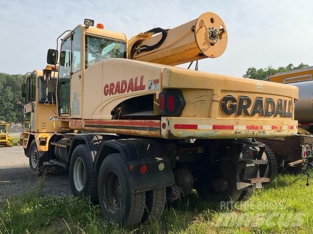 Gradall XL4100 Ekskavatori uz riteņiem