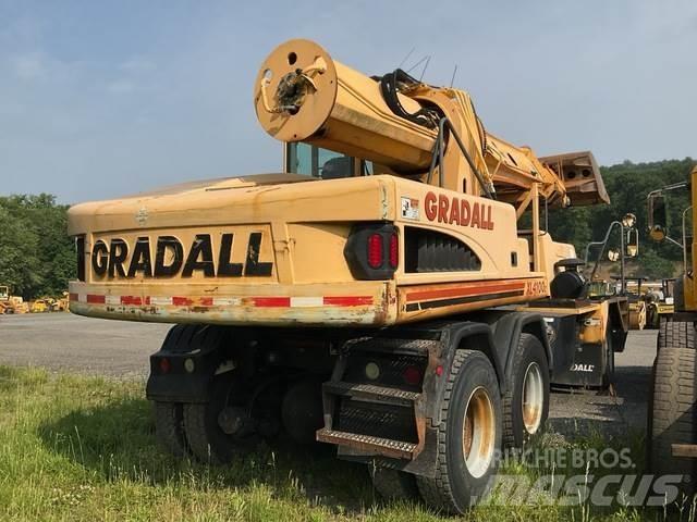 Gradall XL4100 Ekskavatori uz riteņiem
