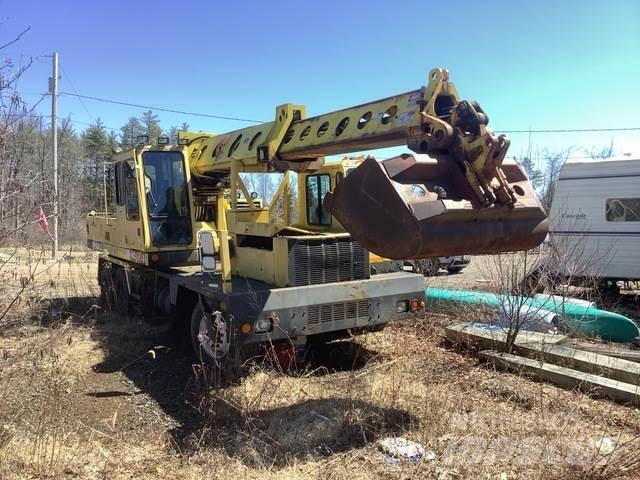Gradall XL5100 Ekskavatori uz riteņiem