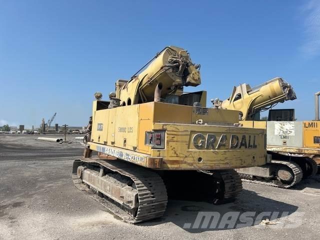 Gradall XL5210 Kāpurķēžu ekskavatori