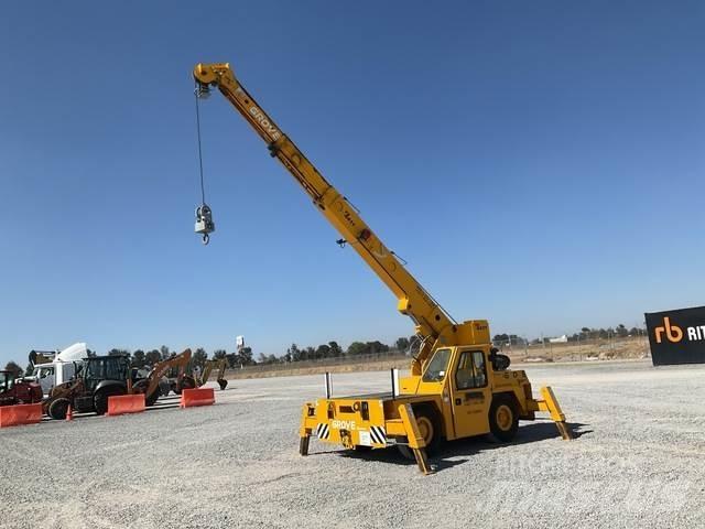 Grove YB4411 Citas pacelšanas iekārtas