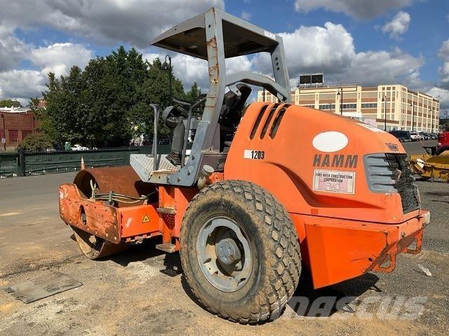 Hamm 3307 Vienvalča grunts veltņi