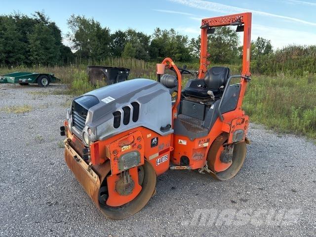 Hamm HD12W Divvalču grunts veltņi