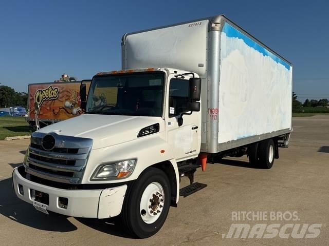 Hino  Furgons