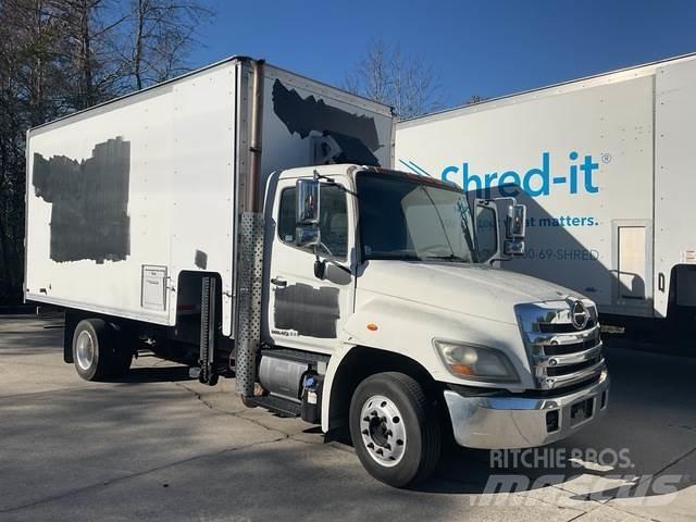 Hino 258 Furgons
