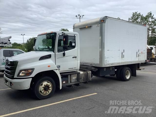Hino 258 Furgons