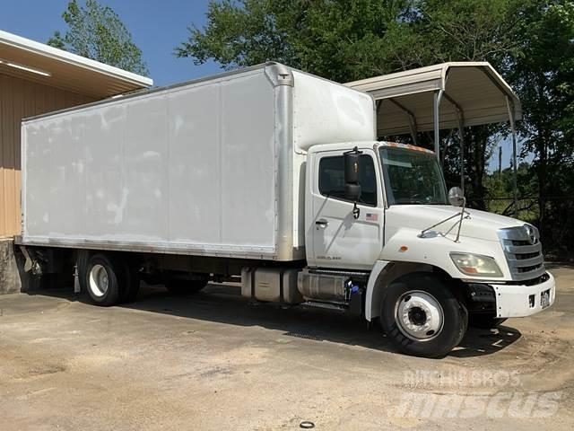 Hino 268 Furgons