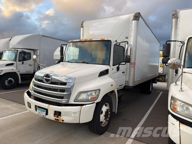 Hino 268 Furgons