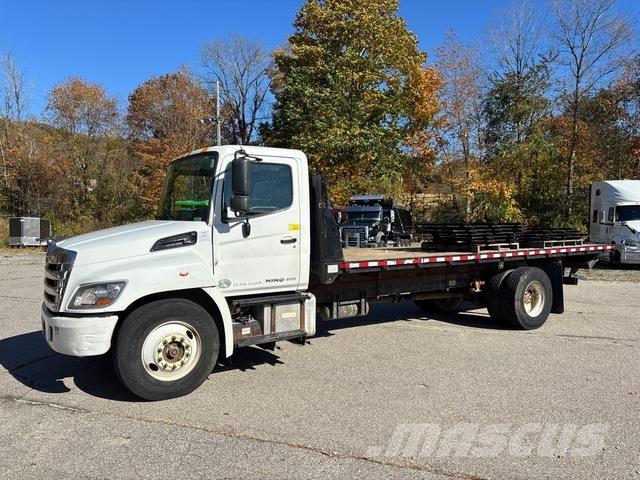 Hino 268 Platformas/izkraušana no sāniem