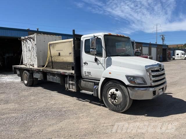 Hino 308 Platformas/izkraušana no sāniem