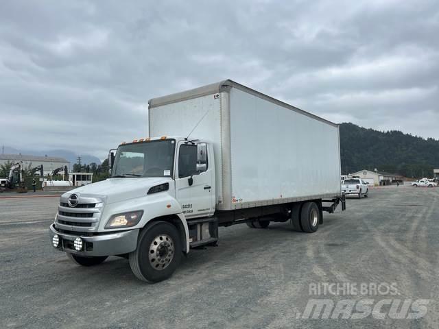 Hino 338 Furgons