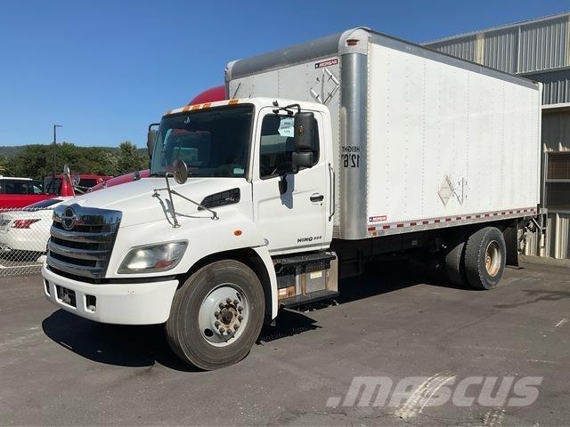 Hino 338 Furgons