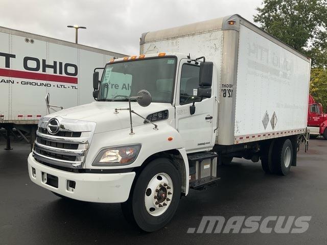Hino 338 Furgons