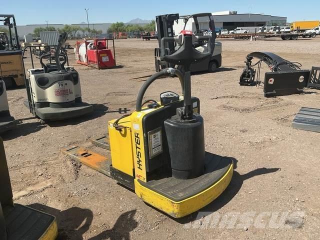 Hyster B60ZAC Rati palešu pārvadāšanai