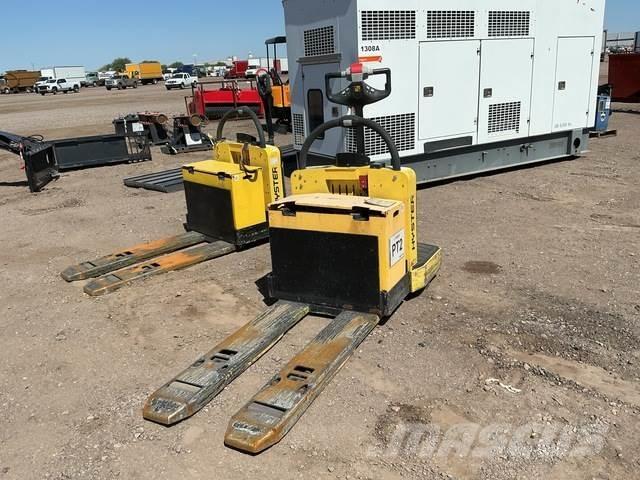Hyster B60ZAC Rati palešu pārvadāšanai