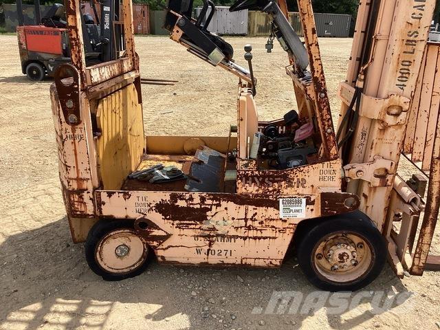 Hyster E40XL Elektriskie iekrāvēji