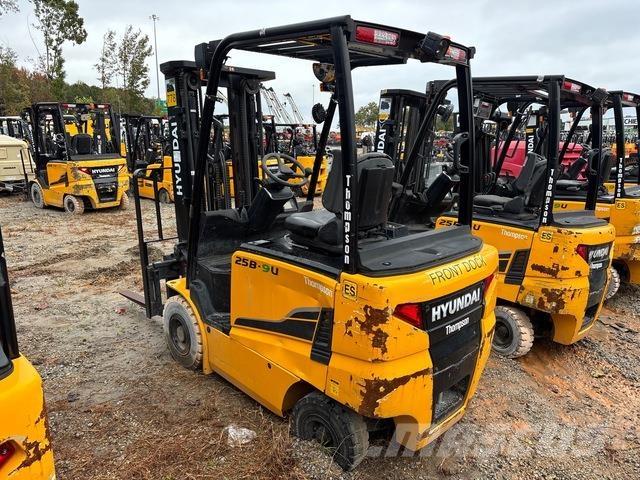 Hyundai 25B-9U Elektriskie iekrāvēji