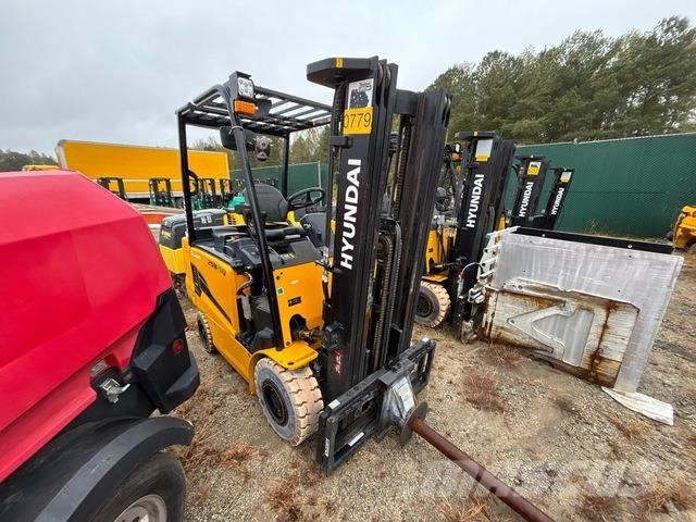 Hyundai 25B-9U Elektriskie iekrāvēji