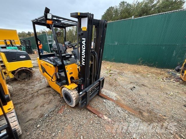 Hyundai 25B-9U Elektriskie iekrāvēji