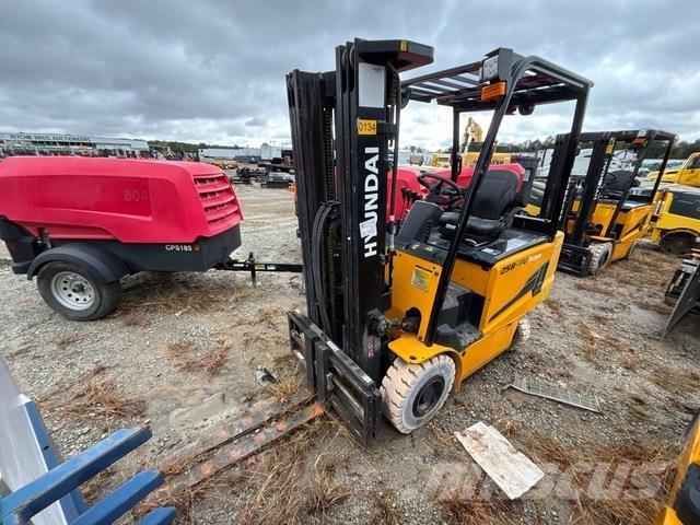 Hyundai 25B-9U Elektriskie iekrāvēji