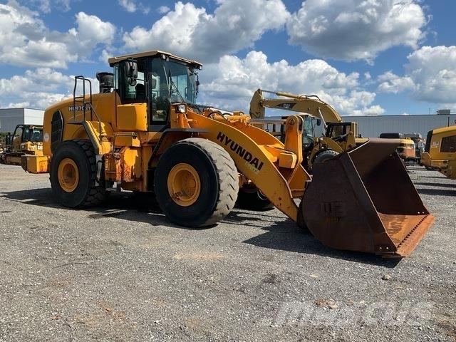 Hyundai HL970 Iekrāvēji uz riteņiem