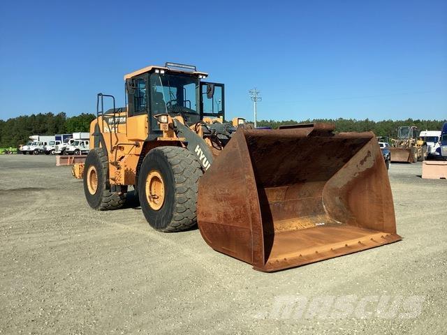 Hyundai HL970A Iekrāvēji uz riteņiem