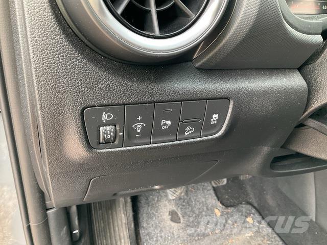 Hyundai Kona Automašīnas