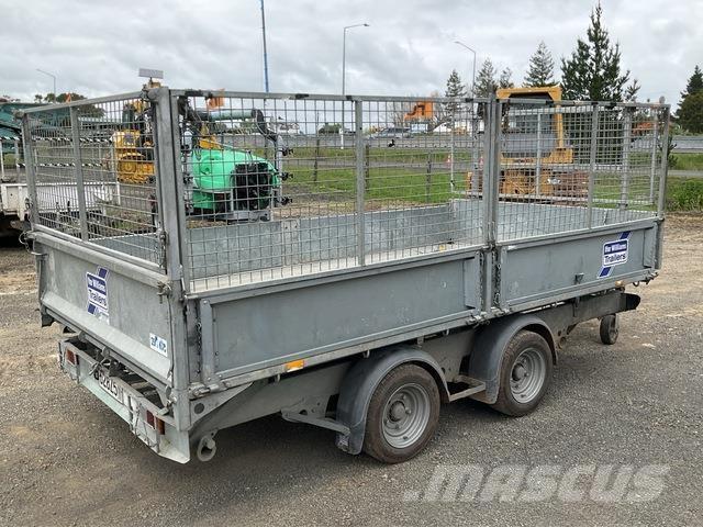 Ifor Williams  Auto pārvadāšanas treileri