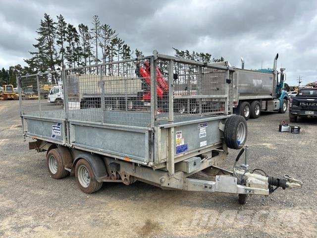 Ifor Williams  Auto pārvadāšanas treileri