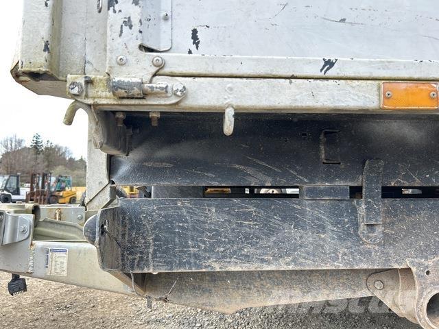 Ifor Williams  Auto pārvadāšanas treileri