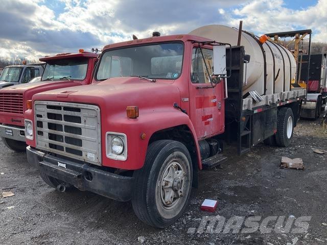 International  Platformas/izkraušana no sāniem