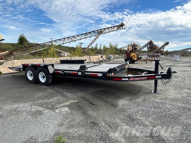 Interstate  Zemie treileri